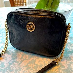 MICHAEL KORS Authentic Gorgeous Crossbody Purse: SuperSoft Pebbled Leather